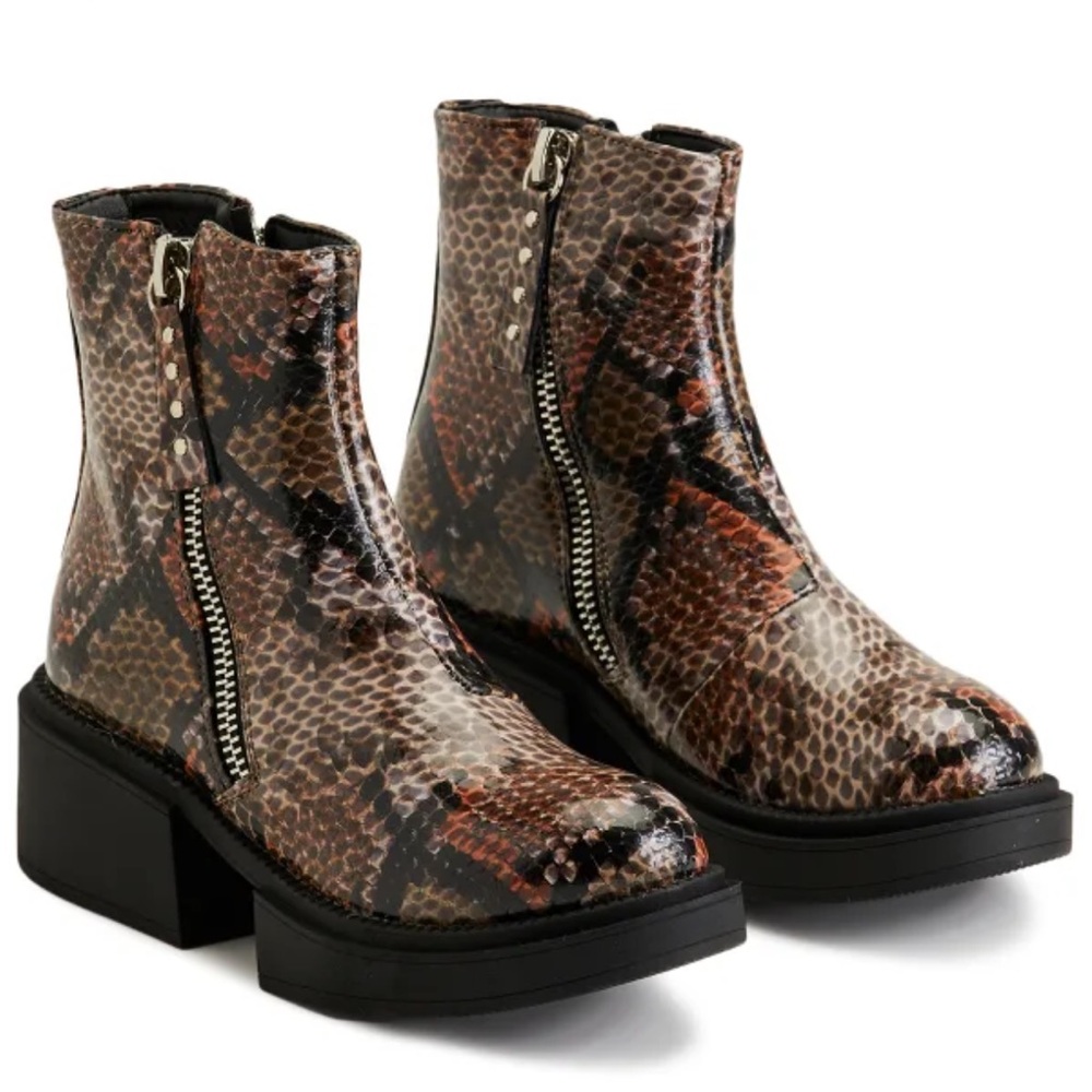 Seven7 Footwear “Vault” Brown Snake (Faux) Ankle Boots New in Box Size 9 - Picture 11 of 16